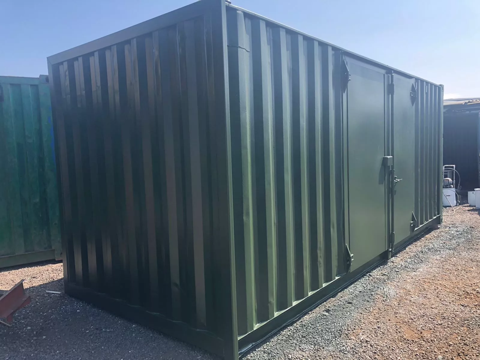 20×8 Container With 8f Side Doors With Extra Door Secure Lock Boxes - Image 5