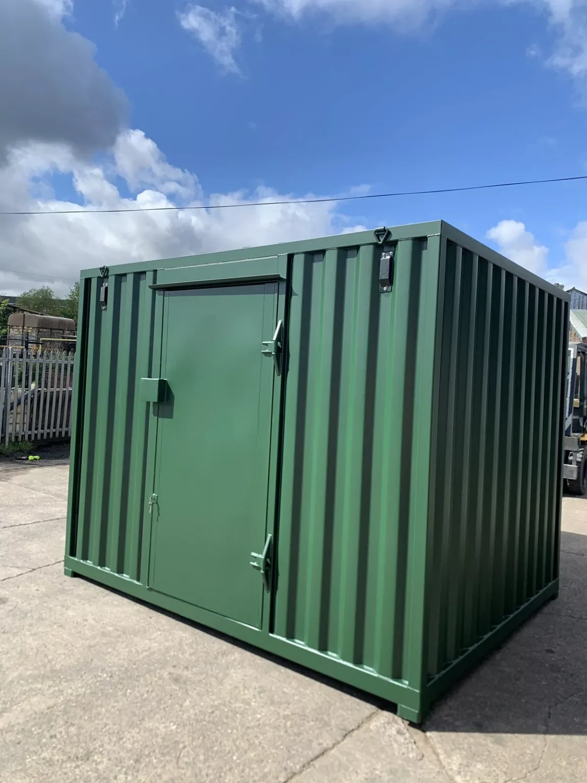 Converted Shipping Container – Café / Coffee Shop/ Bar 10ft - Image 2