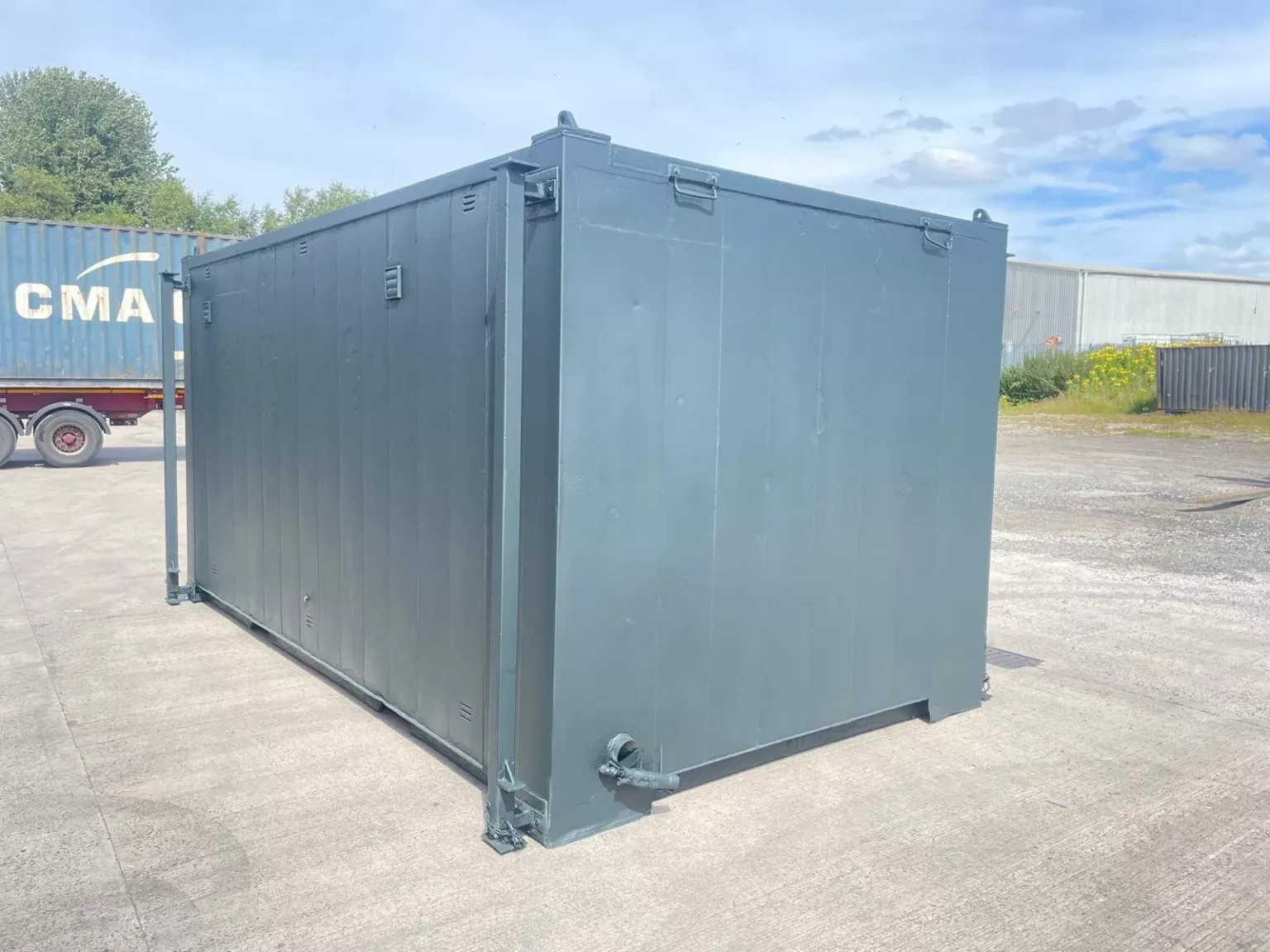 Anti vandal portable 3 plus 1 toilet unit in bury – Best service guaranteed - Image 5