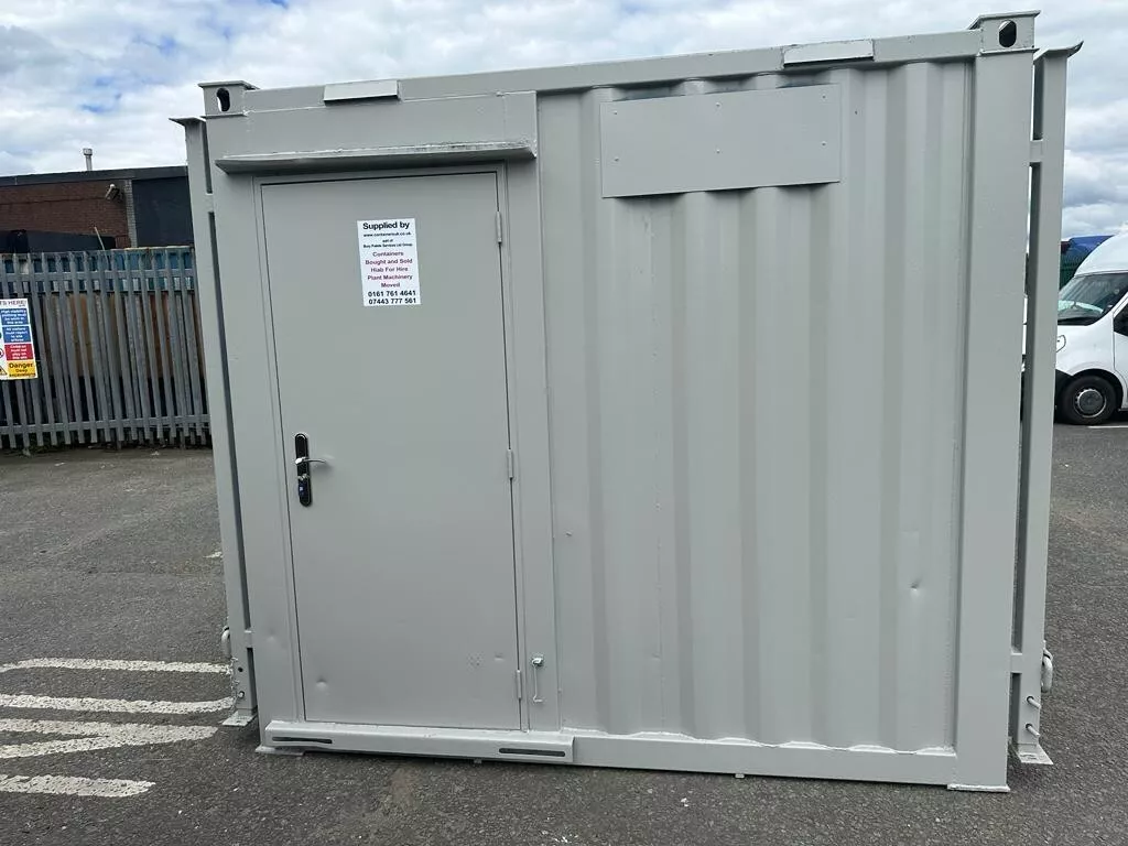 TOILET BLOCK 2+1