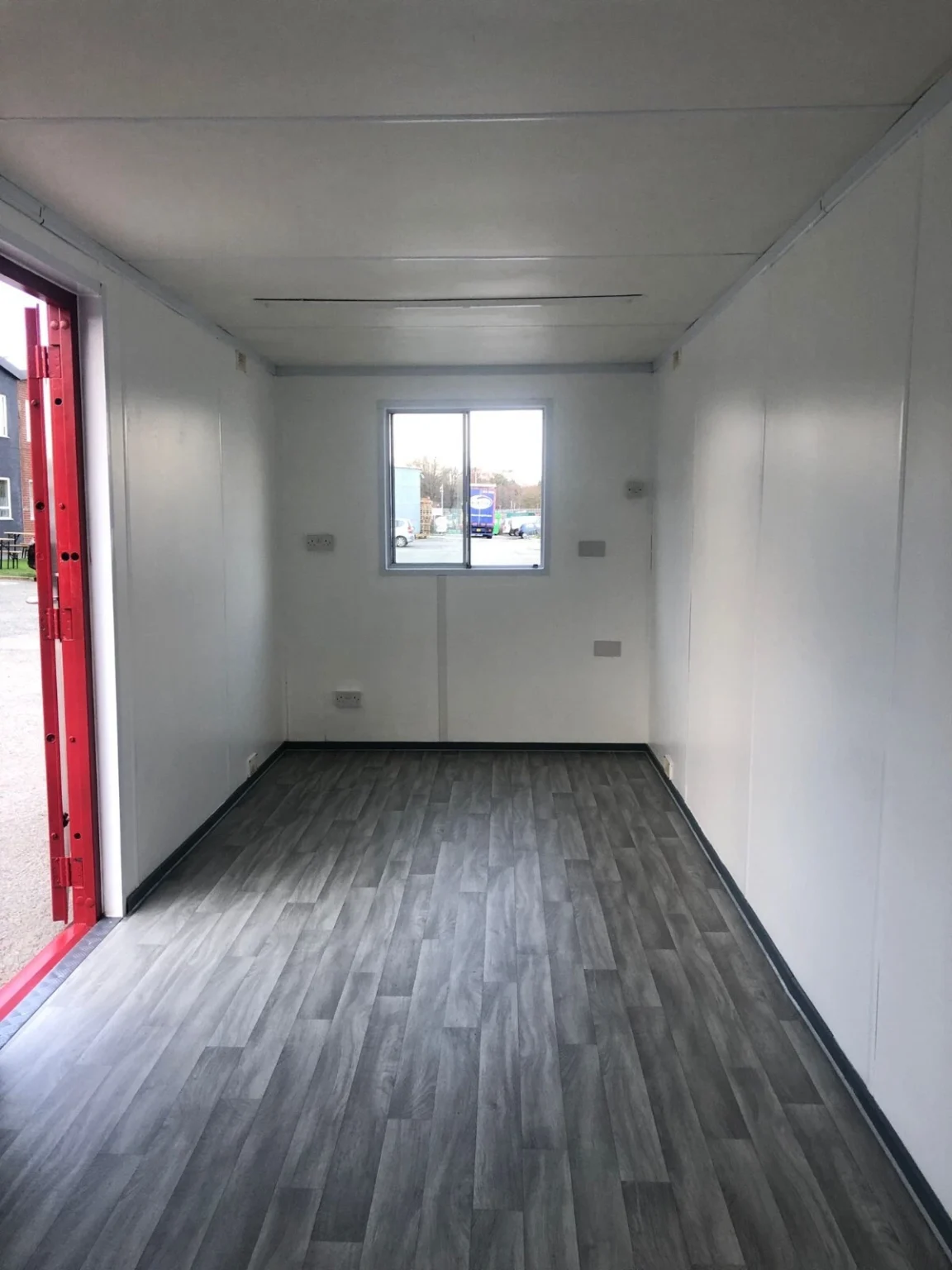 PORTABLE 20FT X 8FT OPEN OFFICE - Image 5