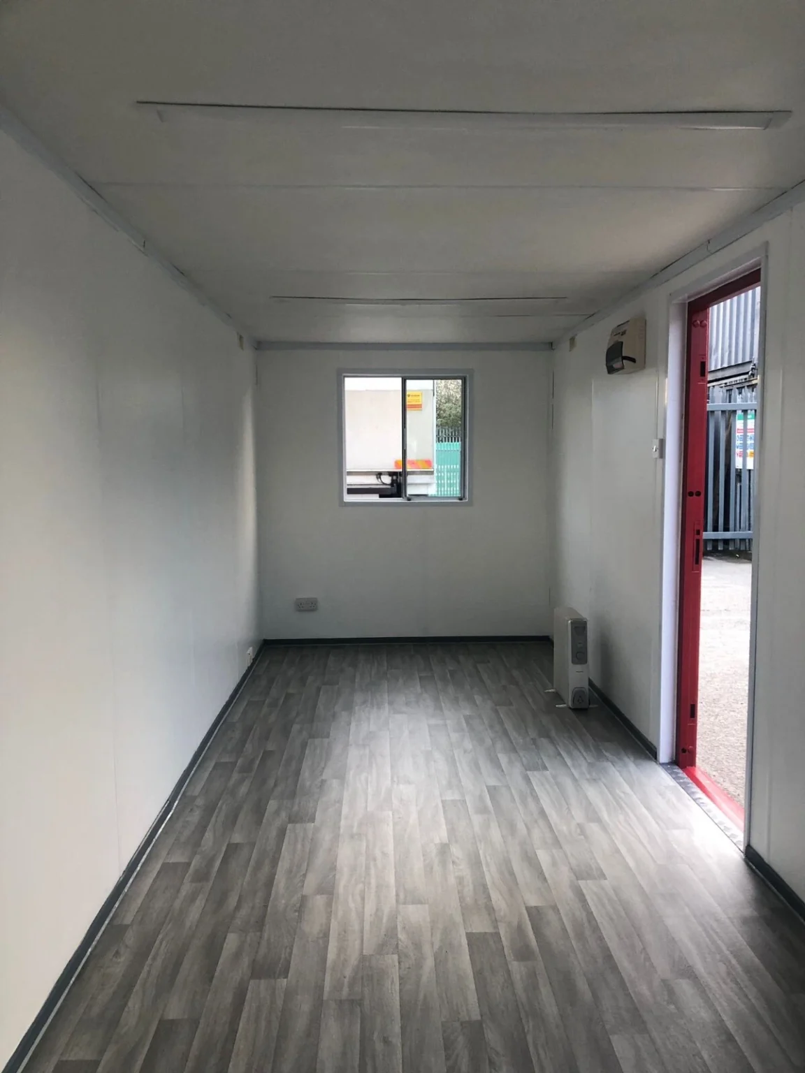 PORTABLE 20FT X 8FT OPEN OFFICE - Image 4