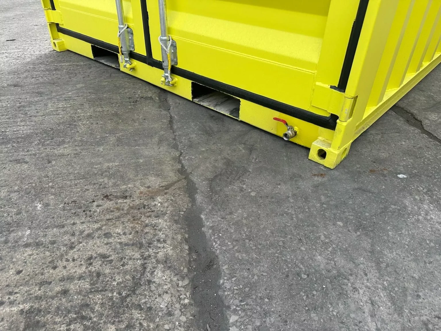9ft x 7ft New COSHH / Chemical Store Shipping Container / Cabinet - Image 3